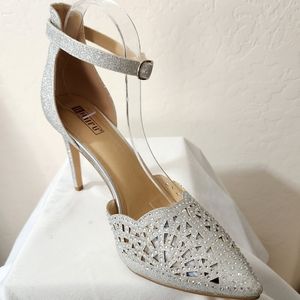 NWOT IDIFU Candice Silver sequence heels